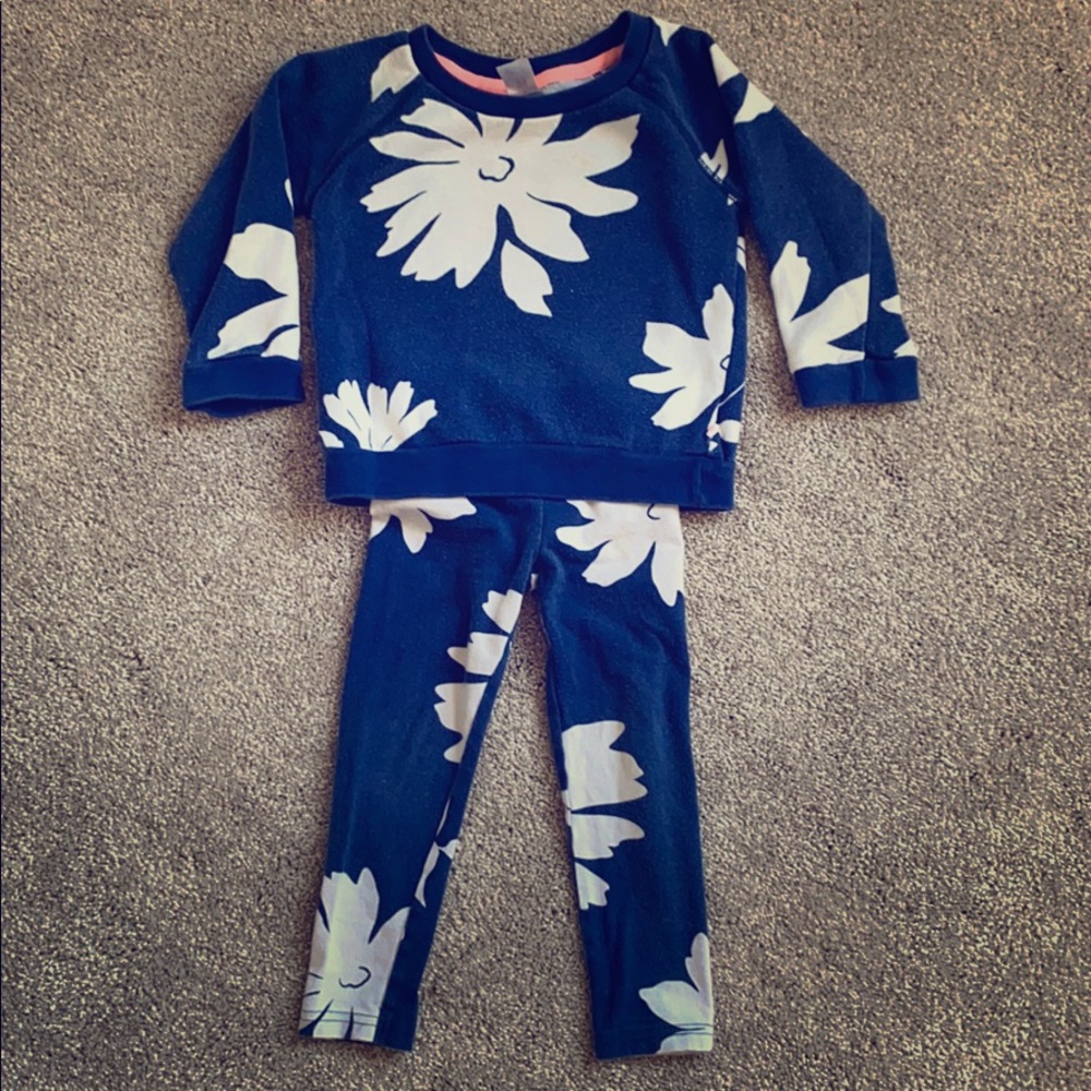Floral Pullover Sweatshirt and Matching Leggings